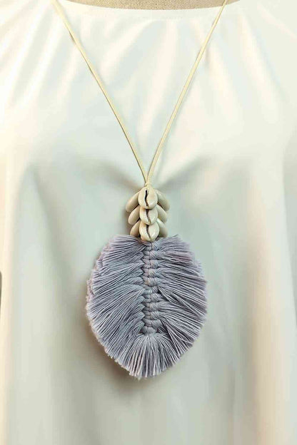 Palm Leaf - Macrame Necklace